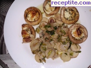 Печурки със синьо сирене на фурна