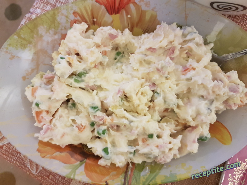 Снимки към Руска салата у дома