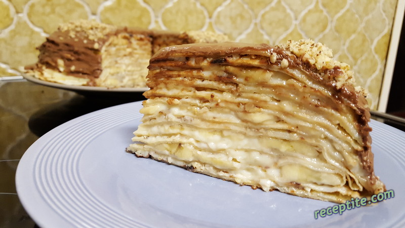 Снимки към Палачинкова торта с крем, шоколад и банан
