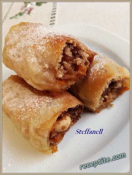Снимки към Тиквеник с готови кори