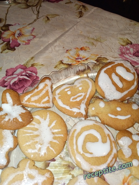Снимки към Коледни меденки с айсинг