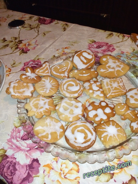 Снимки към Коледни меденки с айсинг