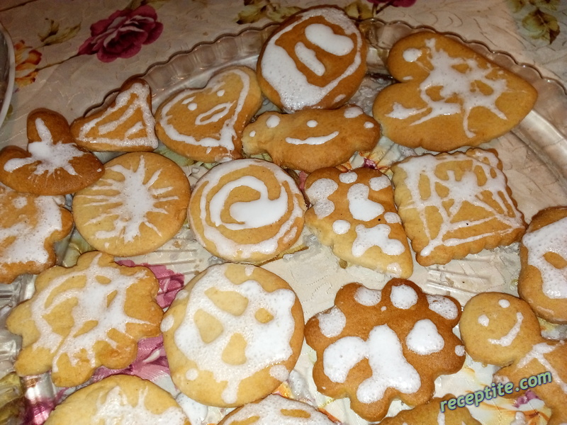 Снимки към Коледни меденки с айсинг