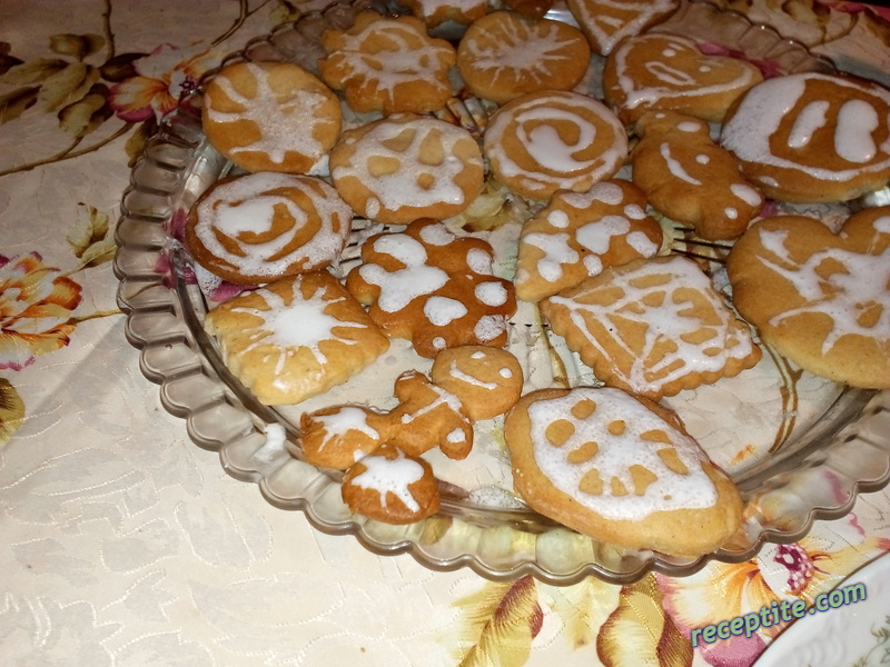 Снимки към Коледни меденки с айсинг