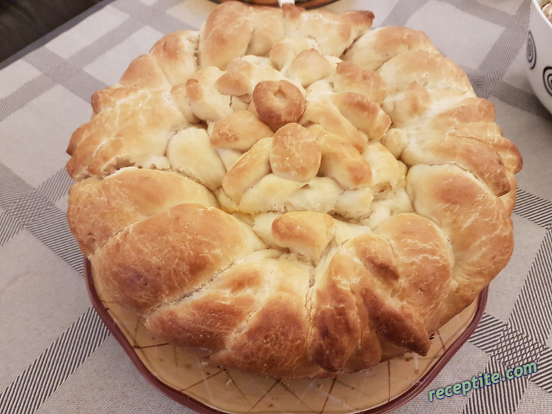 Снимки към Питка с кисело мляко и мая