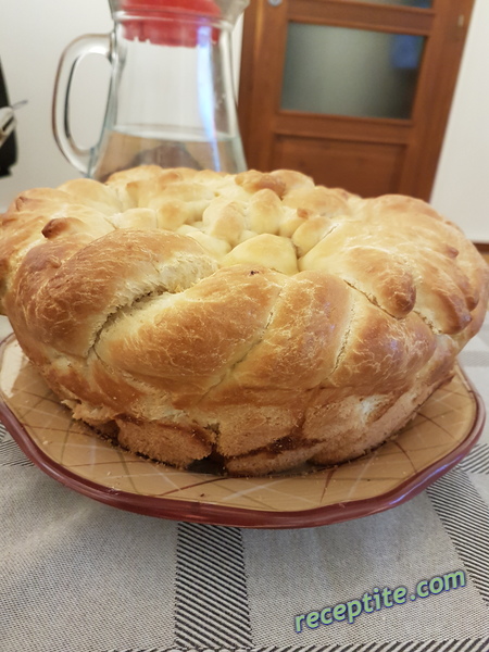 Снимки към Питка с кисело мляко и мая