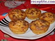 снимка 3 към рецепта Пухкави мъфини със сирене и кашкавал