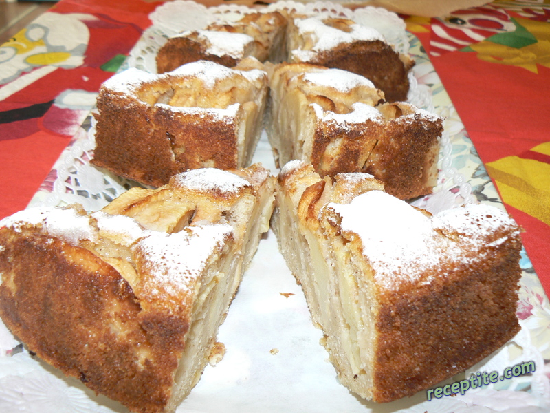 Снимки към Ябълков пирог със закваска