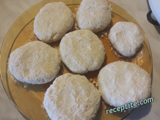 Снимки към Кюфтета от извара с лимонов вкус
