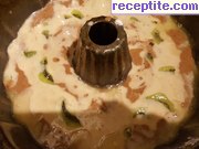 снимка 6 към рецепта Кекс с киви и какаова заливка