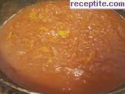 снимка 2 към рецепта Кюфтета с картофи и доматено пюре