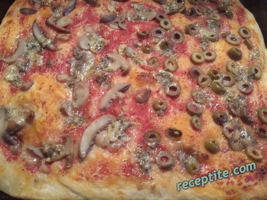 Снимки към Фокача Дженовезе (Focaccia Genovese)