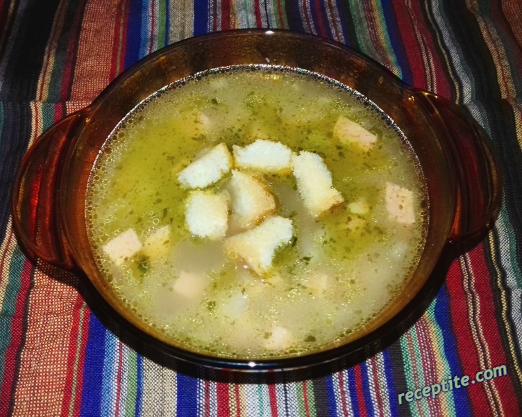 Снимки към Супа с картофи и хамбургски салам