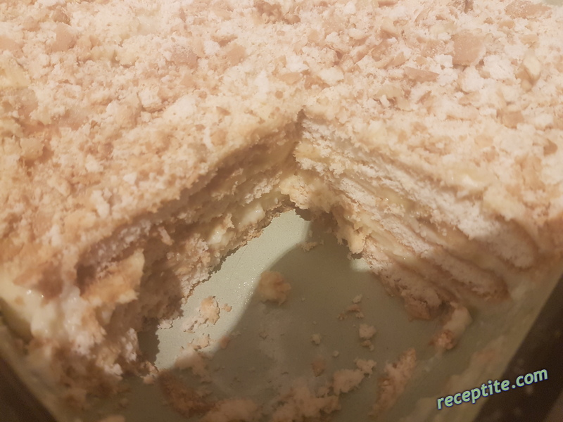 Снимки към Бисквитена торта с домашен крем