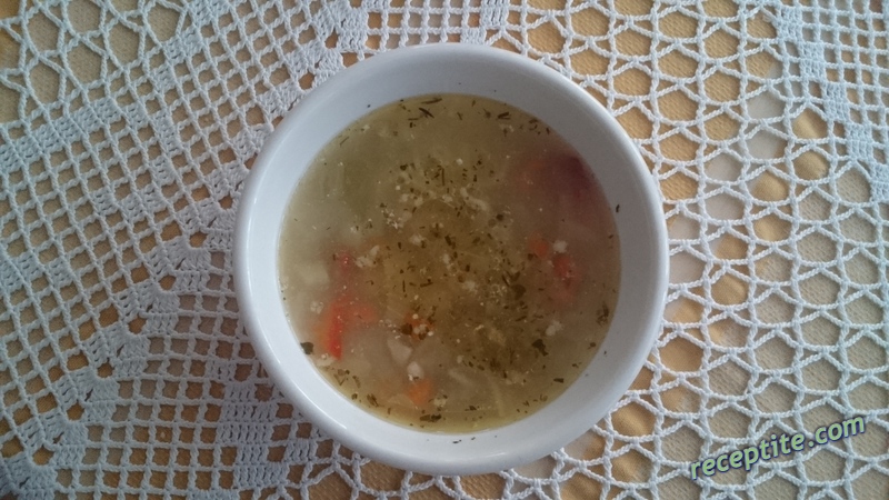 Снимки към Супа с кайма, бекон, гъби и зеленчуци