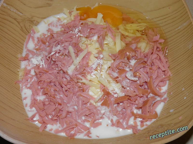 Снимки към Кашкавалки с колбас