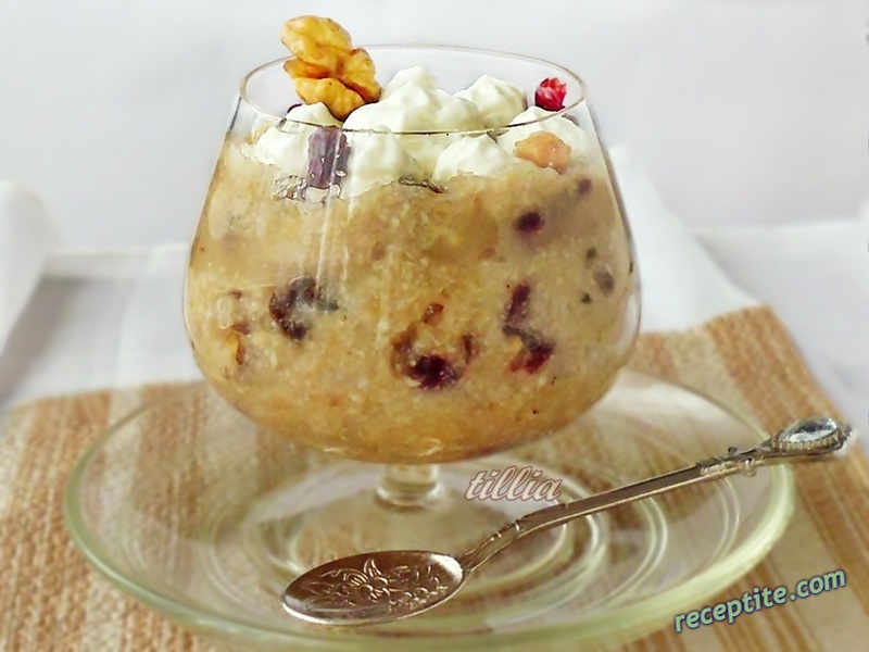 Снимки към Лек десерт от ябълки