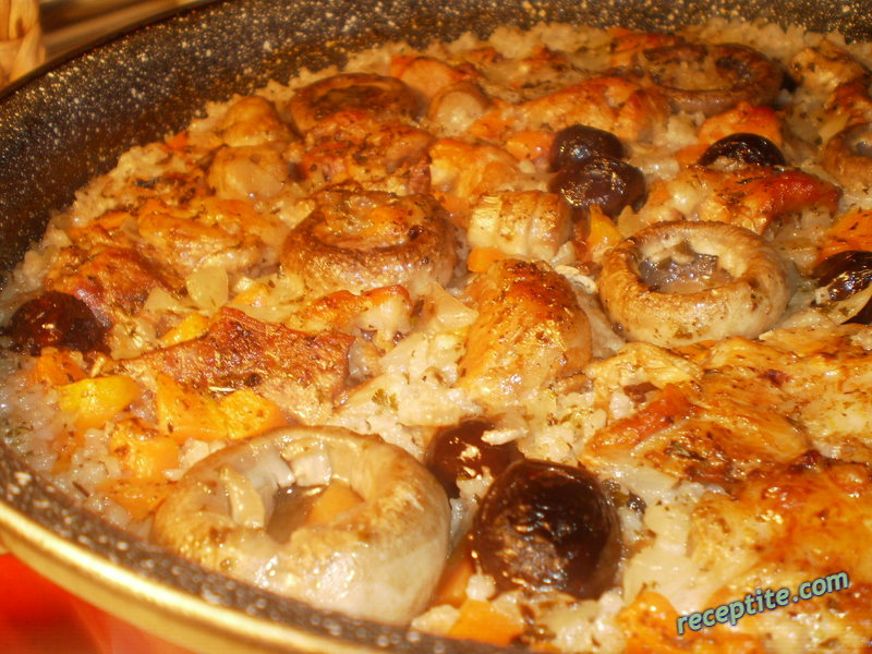 Снимки към Ориз с месо от буркан