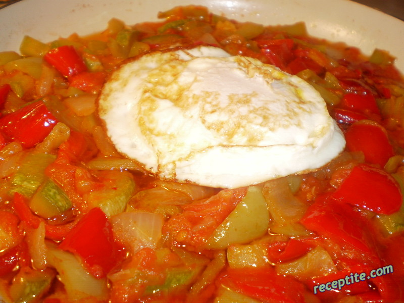 Снимки към Писто манчего (Pisto manchego)