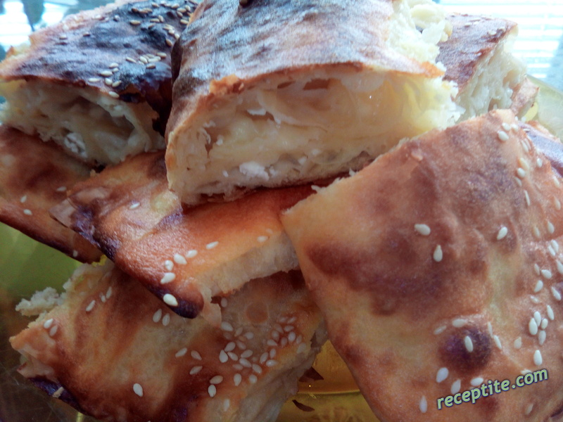 Снимки към Хрупкава баница с царевично брашно
