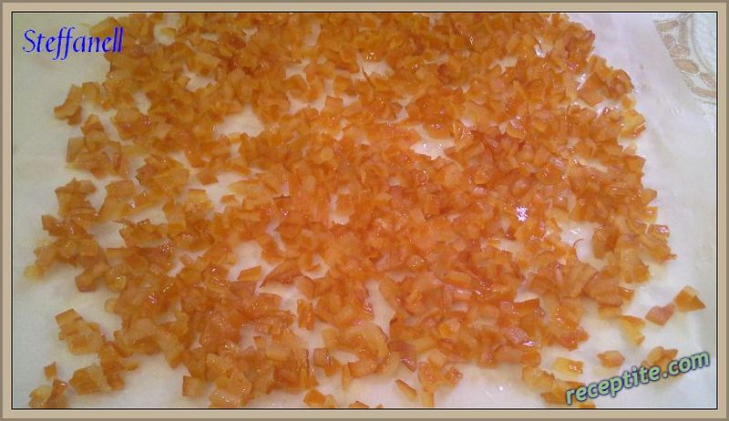 Снимки към Захаросани портокалови корички на парченца