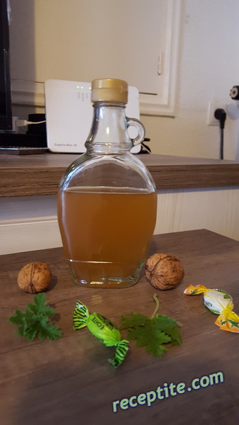 Снимки към Чай при кашлица