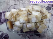 снимка 1 към рецепта Бързи локумки с готови кори
