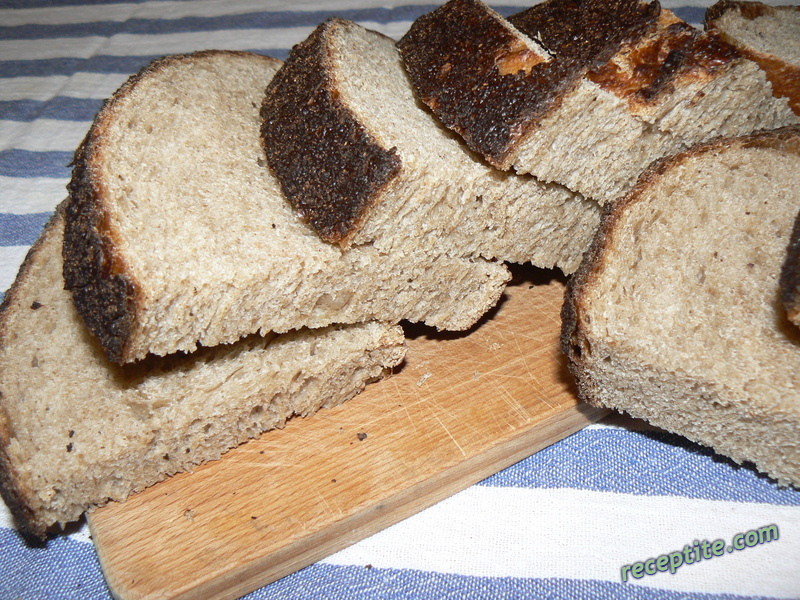 Снимки към Полупълнозърнест хляб