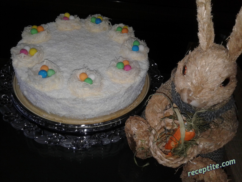 Снимки към Торта Рафаело с бисквити