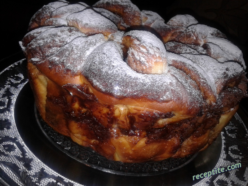 Снимки към Бриош с течен шоколад