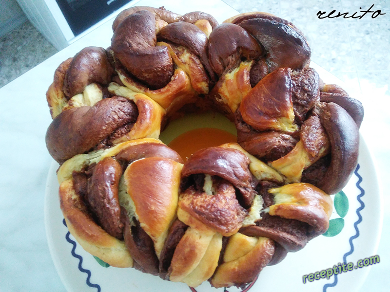 Снимки към Бриош с течен шоколад