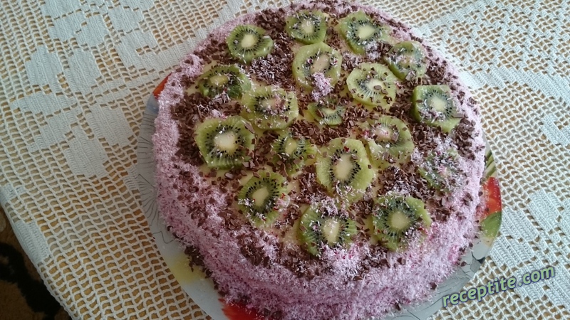 Снимки към Тортата с киви и банани Поли