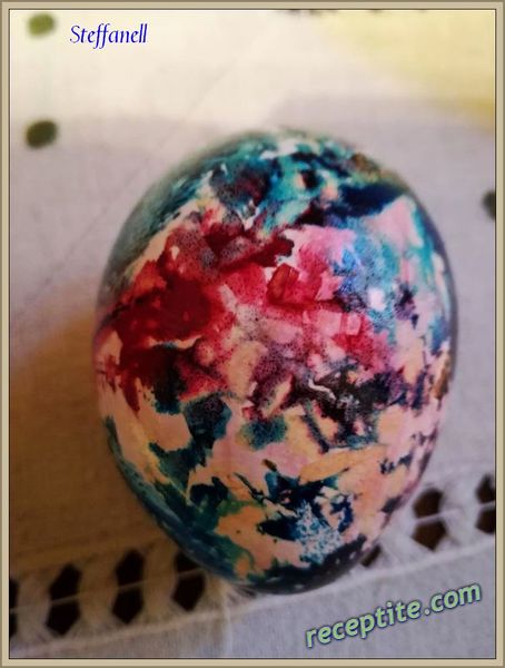 Снимки към Великденски яйца боядисани с лук