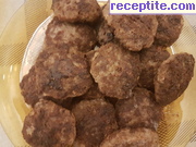 снимка 2 към рецепта Икономични кюфтета (родопски)