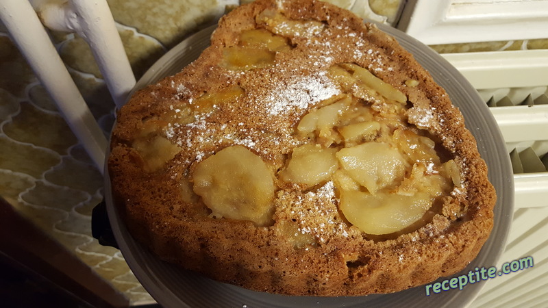 Снимки към Сладкиш с ябълки (Kolac sa jabukama)