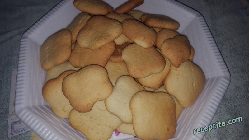 Снимки към Бисквити с масълце