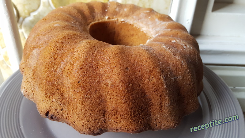 Снимки към Кекс с прясно мляко и какао