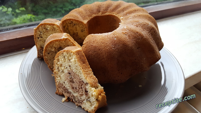 Снимки към Кекс с прясно мляко и какао