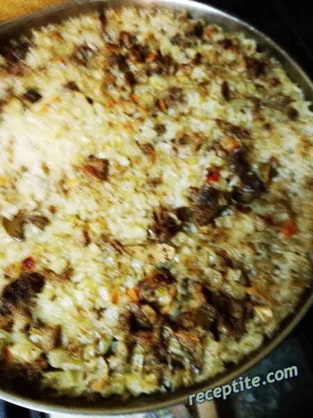 Снимки към Ориз с месо от буркан