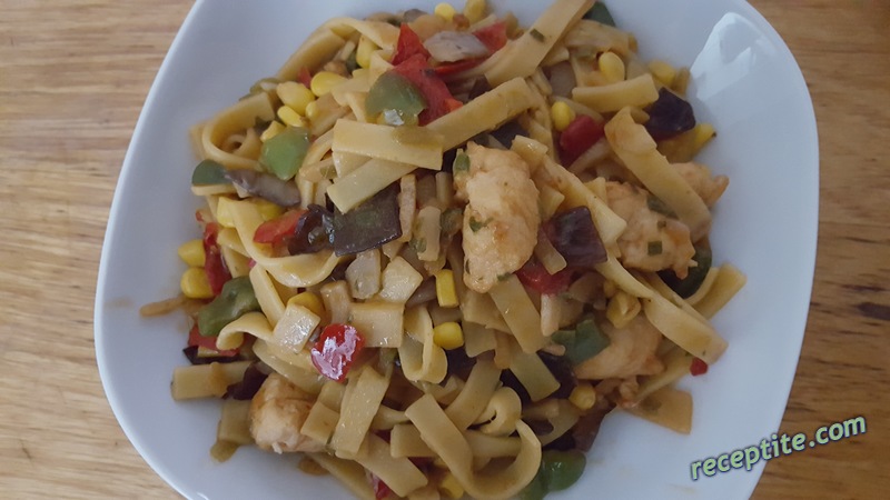 Снимки към Бами горенг (Bami goreng)