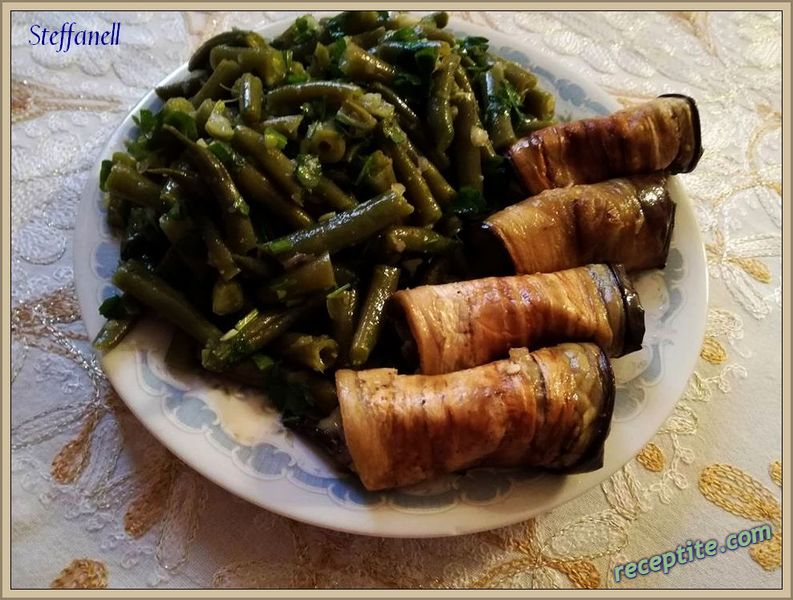 Снимки към Кьопоолу с орехи