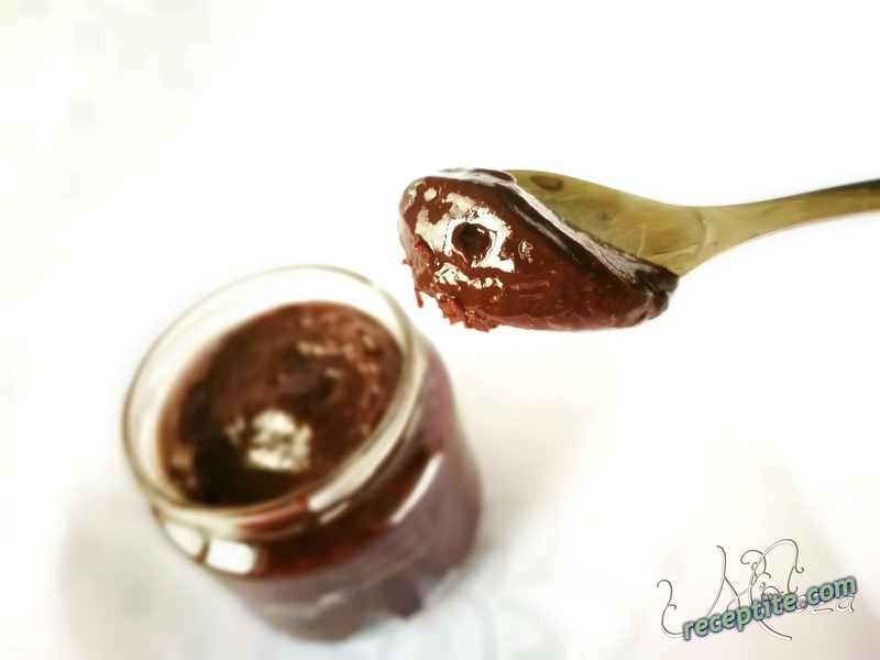 Снимки към Шоколадово фъстъчено масло