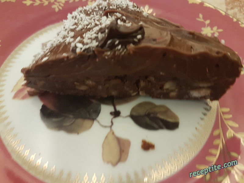 Снимки към Торта с кокос и шоколад