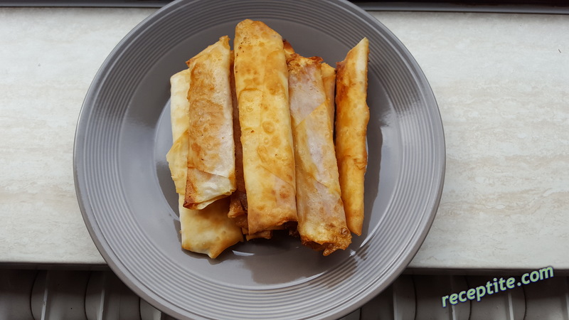 Снимки към Пържени пурички (банички)