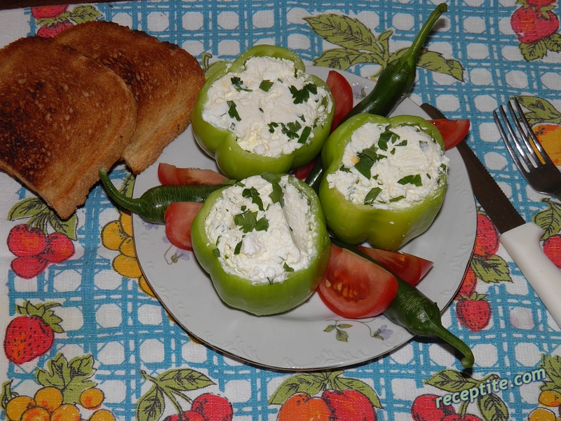 Снимки към Шмеркезе - пастет от сирене с лук