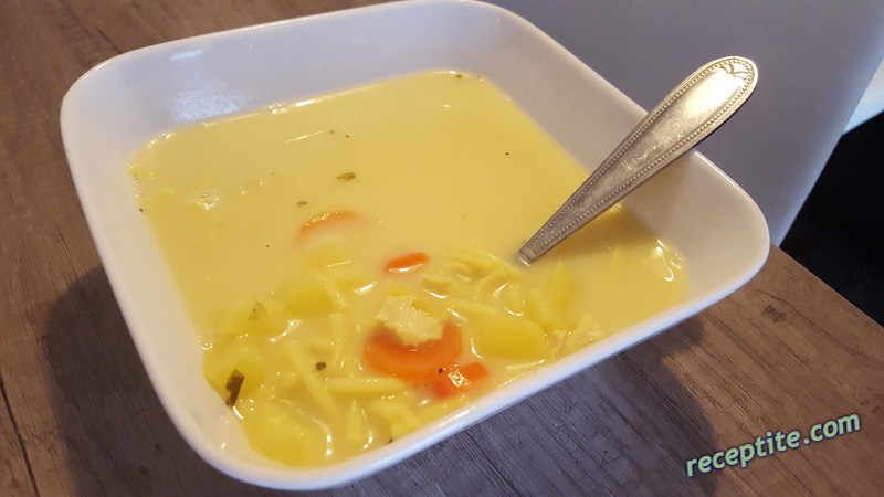 Снимки към Пилешка супа със застройка