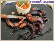 снимка 4 към рецепта Салата от октопод