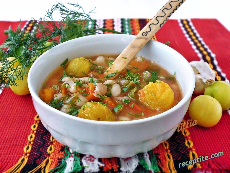 Снимки към Постна чорба от зрял боб и джанки
