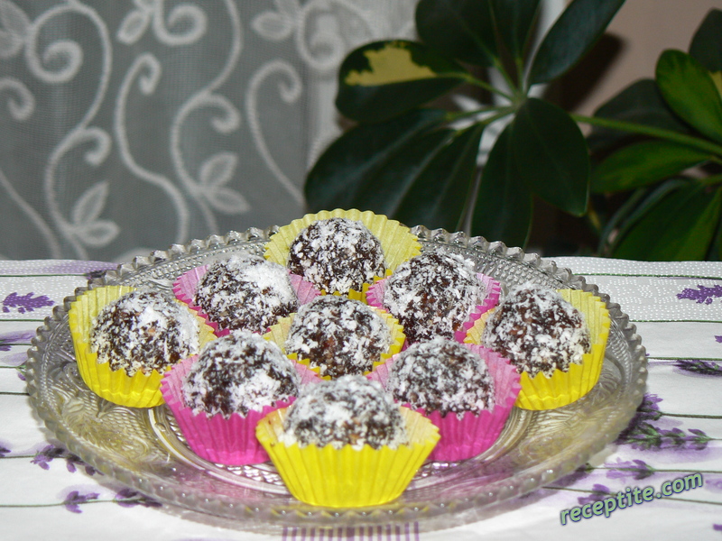 Снимки към Бонбони *Орехови фурми*