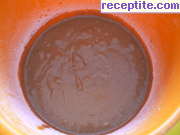 снимка 3 към рецепта Шоколадов сладкиш с лешникова пралина